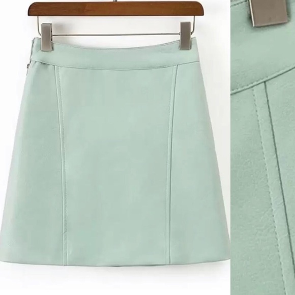 boutique Dresses & Skirts - 🆕Mint green faux thick leather high waist skirt